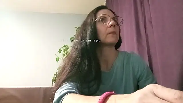 Snapshot of AlfejiRise chatting on November 21, 3:55 pm AlfejiRise online show from November 21, 3:55 pm