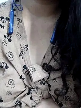 Snapshot of Doll_Nepali chatting on February 11, 1:20 am Doll Nepali online show from February 11, 1:20 am