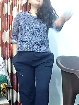 Snapshot of Doll_Nepali chatting on February 28, 7:05 am Doll Nepali online show from February 28, 7:05 am