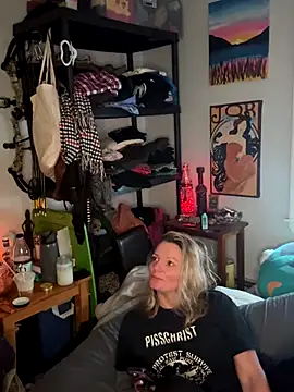 Terrafirma online show from December 14, 6:13 pm