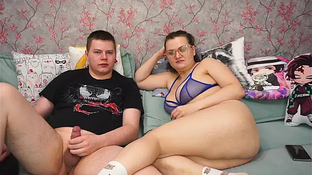 Snapshot of sexnadvoih chatting on March 4, 9:32 pm sexnadvoih online show from March 4, 9:32 pm