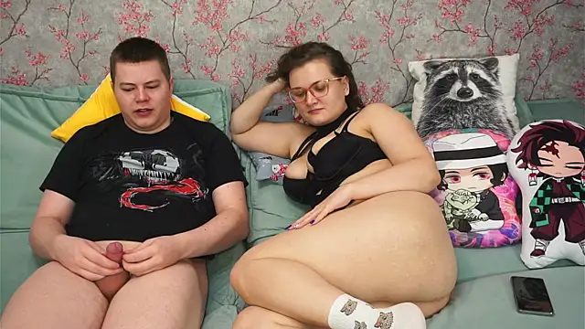 Snapshot of sexnadvoih chatting on March 3, 3:32 pm sexnadvoih online show from March 3, 3:32 pm