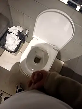 Snapshot of Sexis26 chatting on January 10, 6:38 pm Sexis26 online show from January 10, 6:38 pm