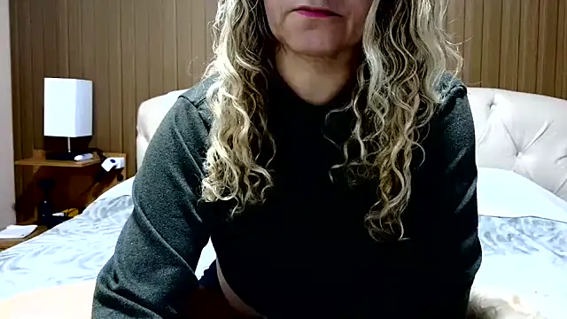 Kellynha Sweet online show from May 8, 10:46 pm