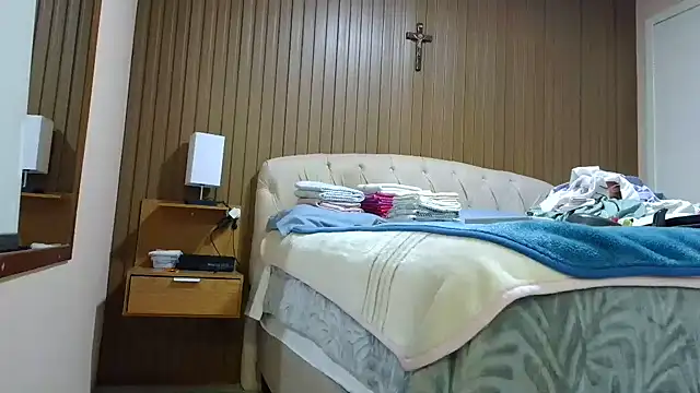 Snapshot of Kellynha_Sweet chatting on September 13, 10:21 pm Kellynha Sweet online show from September 13, 10:21 pm