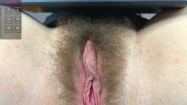 Snapshot of tanya_goddesss chatting on December 2, 1:57 pm tanya goddesss online show from December 2, 1:57 pm