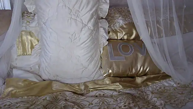 Mia-Montal777 online show from March 12, 3:40 pm