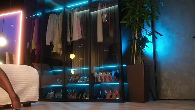 Rikka Moore online show from November 24, 11:21 am