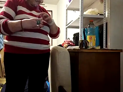 Samantha Squirtxh online show from January 12, 1:01 am