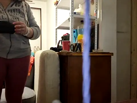 Samantha Squirtxh online show from December 18, 1:00 am