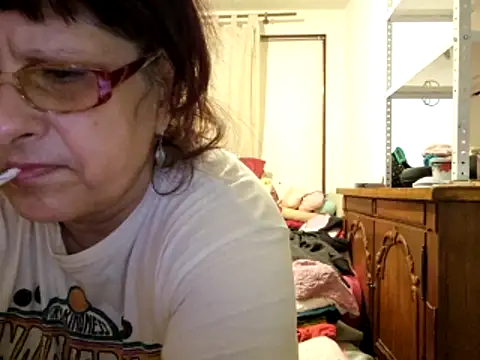 Snapshot of Samantha_Squirt@xh chatting on June 15, 10:53 pm Samantha Squirtxh online show from June 15, 10:53 pm