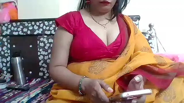 Snapshot of NautyBabe chatting on November 7, 6:12 pm NautyBabe online show from November 7, 6:12 pm