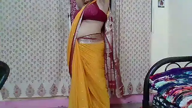 Snapshot of NautyBabe chatting on October 13, 6:09 pm NautyBabe online show from October 13, 6:09 pm