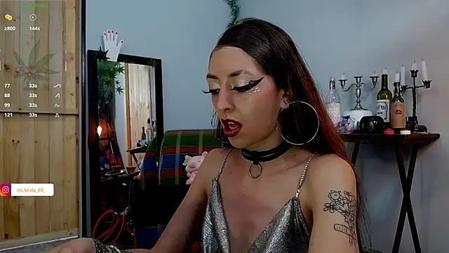 Snapshot of VickyJackson_ chatting on February 14, 5:25 pm VickyJackson online show from February 14, 5:25 pm