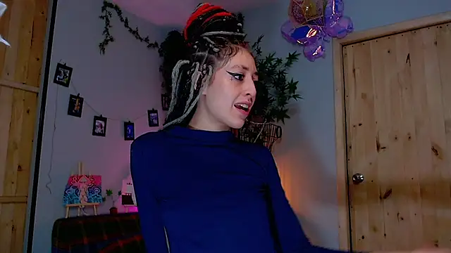 Snapshot of VickyJackson_ chatting on November 19, 1:27 am VickyJackson online show from November 19, 1:27 am