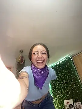 Snapshot of VickyJackson_ chatting on June 14, 1:13 am VickyJackson online show from June 14, 1:13 am