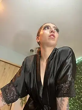 VickyJackson  online show from March 7, 5:18 pm