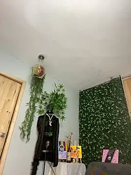 VickyJackson  online show from February 17, 5:54 pm