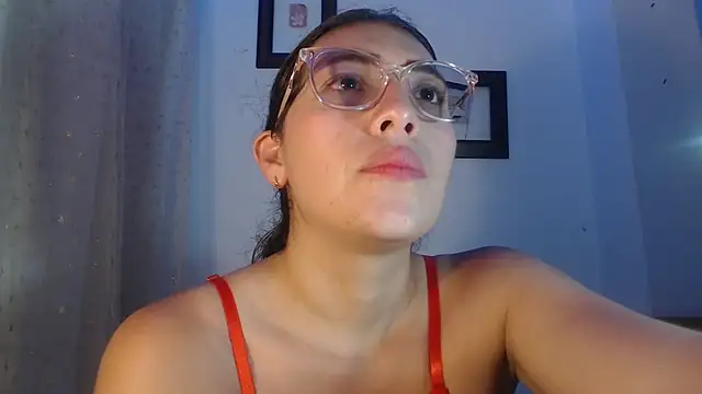 DaMikaela  online show from March 1, 7:04 pm