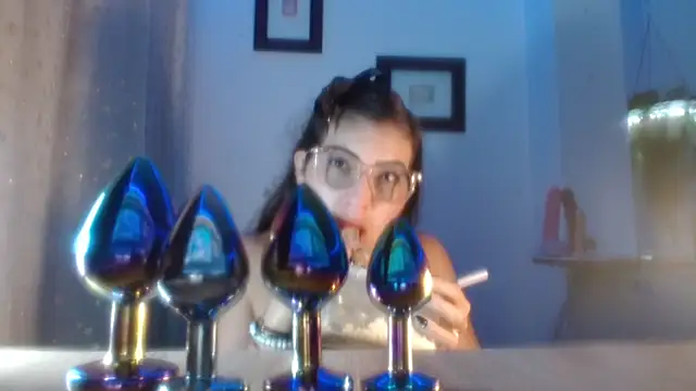 DaMikaela  online show from February 2, 5:12 pm