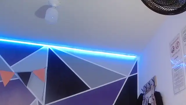 DaMikaela  online show from October 23, 6:50 pm