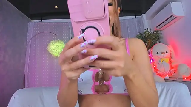 DanieleAida online show from March 21, 6:25 am