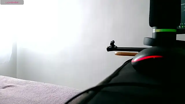 Ania jones online show from October 29, 5:45 pm