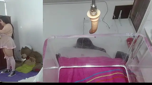 Snapshot of sammyEvans__ chatting on October 24, 12:04 pm sammyEvans online show from October 24, 12:04 pm