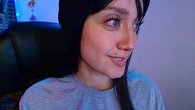 Snapshot of juanita_adams chatting on February 11, 10:50 pm juanita adams online show from February 11, 10:50 pm