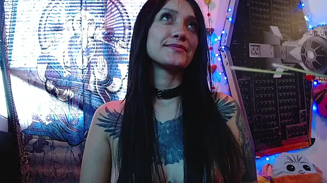 Snapshot of juanita_adams chatting on December 18, 9:29 pm juanita adams online show from December 18, 9:29 pm