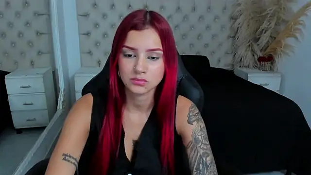 CinthiaCollins online show from July 16, 9:23 pm