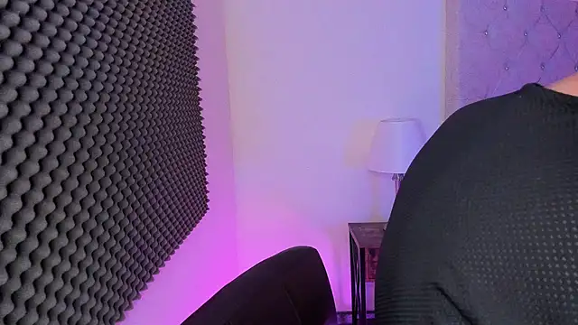 AbbyAndChris2 online show from May 4, 3:15 pm