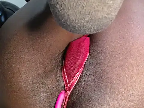 santa queenn online show from February 26, 9:53 am