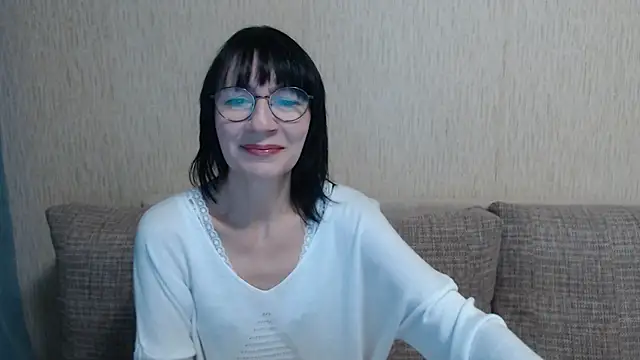 Erica95Bloom online show from November 14, 11:14 am