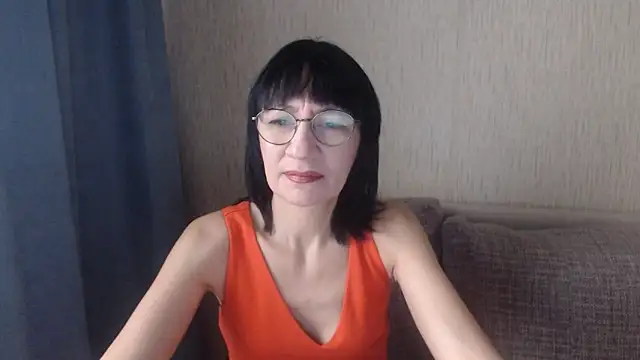 Erica95Bloom online show from October 15, 9:17 am