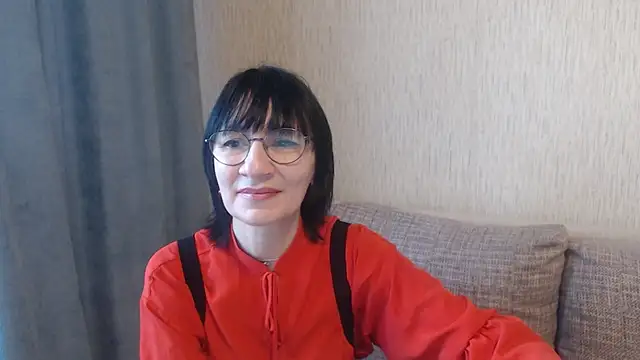 Erica95Bloom online show from March 7, 2:12 pm