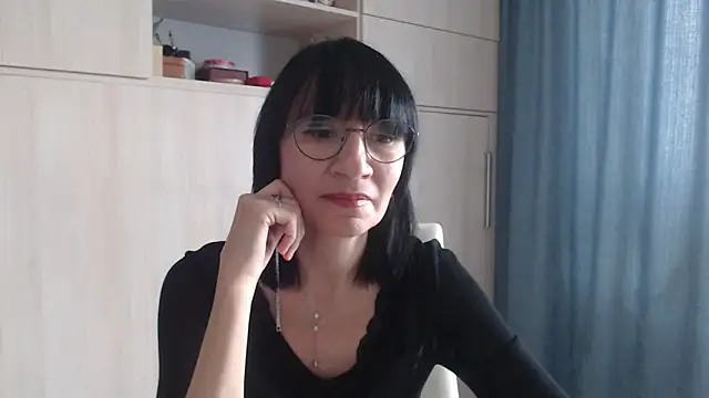 Erica95Bloom online show from September 17, 6:59 am