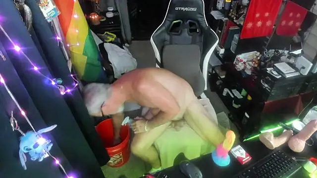 Daddysthick online show from June 27, 3:34 am