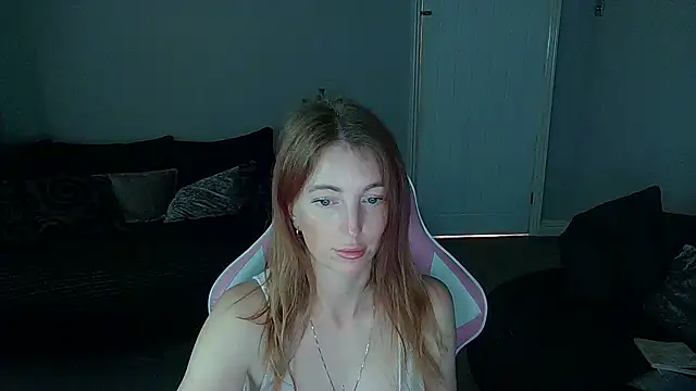 Red firesquirt online show from March 19, 2:39 pm