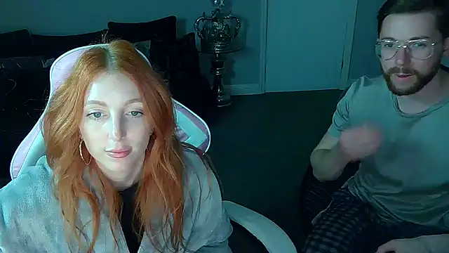 Snapshot of Red_firesquirt chatting on March 16, 9:37 pm Red firesquirt online show from March 16, 9:37 pm