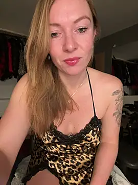 BunnyDiamond1 online show from January 13, 6:12 pm