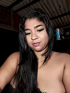 Snapshot of Yelly chatting on February 13, 3:12 pm Yelly online show from February 13, 3:12 pm