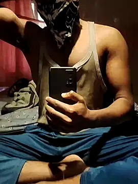 xxxhugedick0001 online show from January 12, 8:25 am