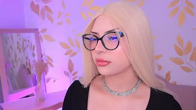 Misselektra   online show from November 25, 4:57 am