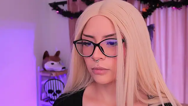 Misselektra   online show from October 18, 1:24 pm