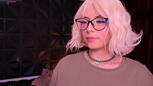 Misselektra   online show from March 19, 3:41 am