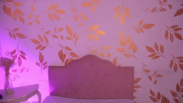 Misselektra   online show from April 10, 5:25 am