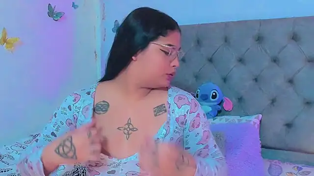 mabellfox online show from March 22, 6:47 pm