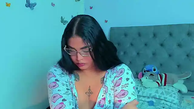 mabellfox online show from March 11, 8:31 pm