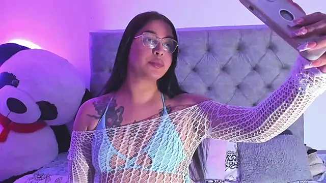 mabellfox online show from January 8, 11:55 pm